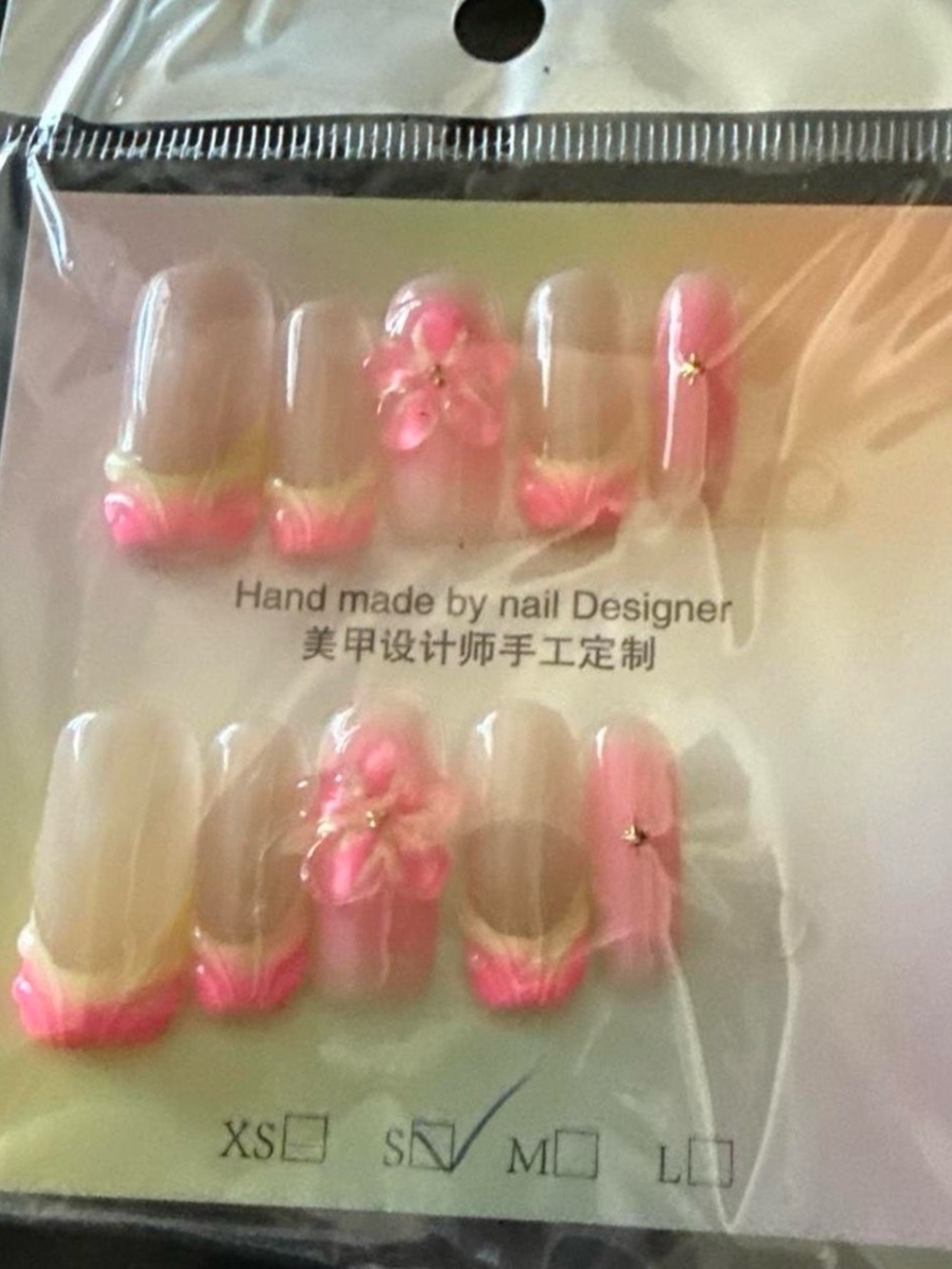 Handmade Pink Floral Press-On Nail Set